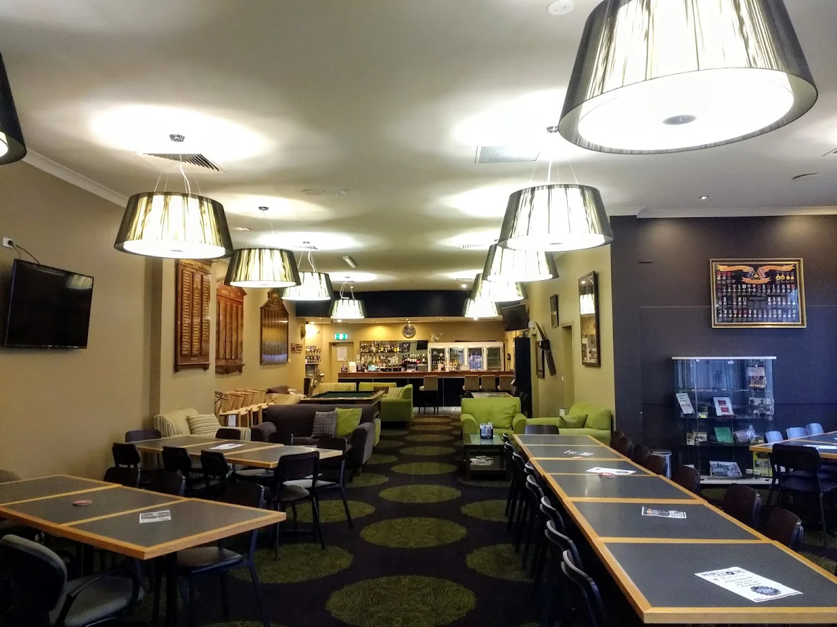 Vibe, RSL Healesville