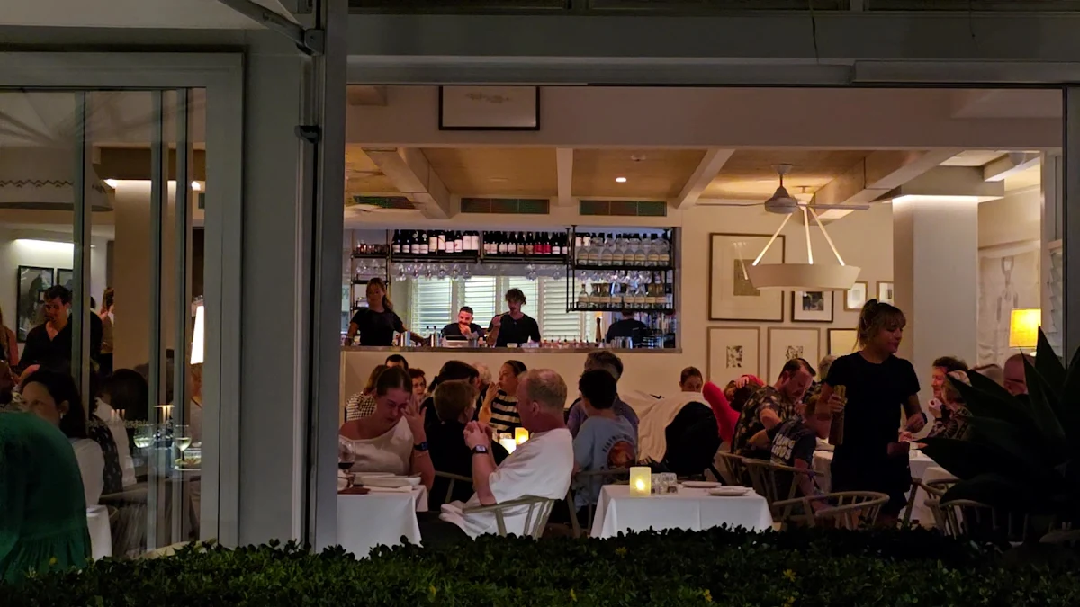 Vibe, Bistro C
