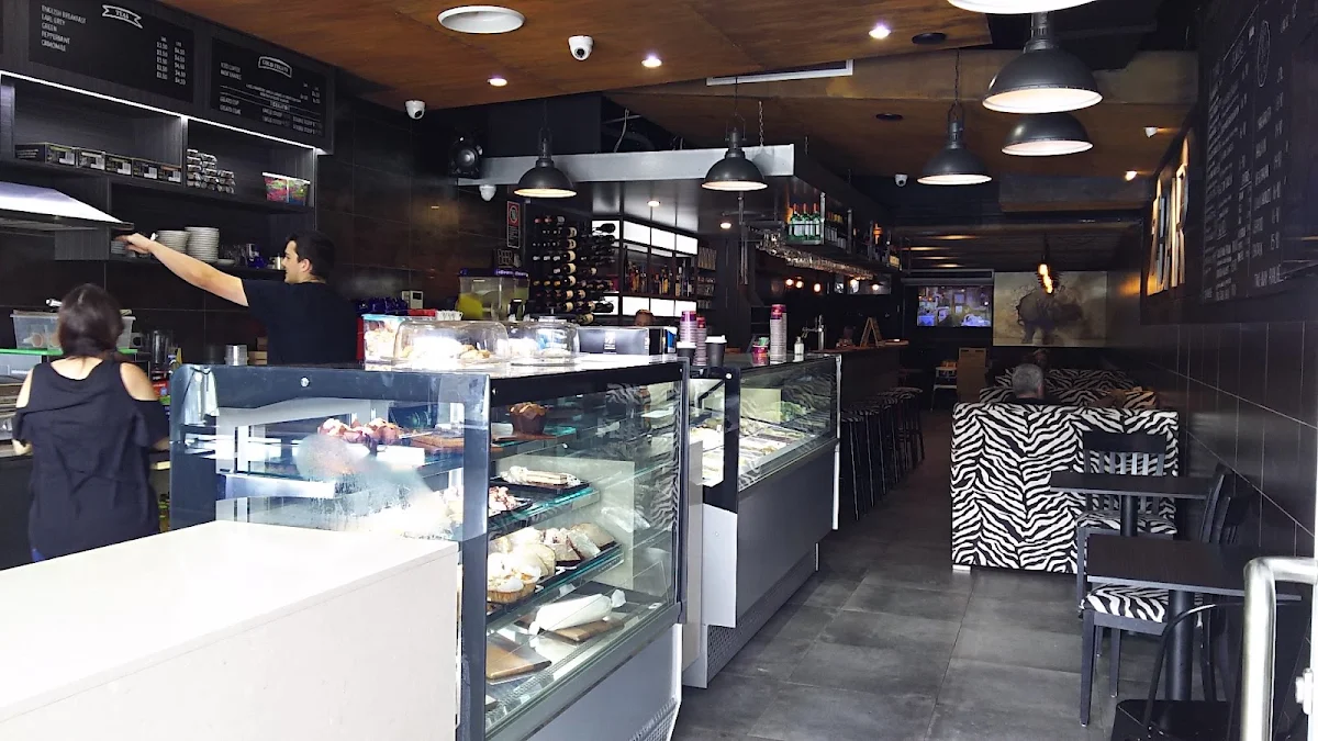Vibe, Zbar & Restaurant Collaroy Plateau