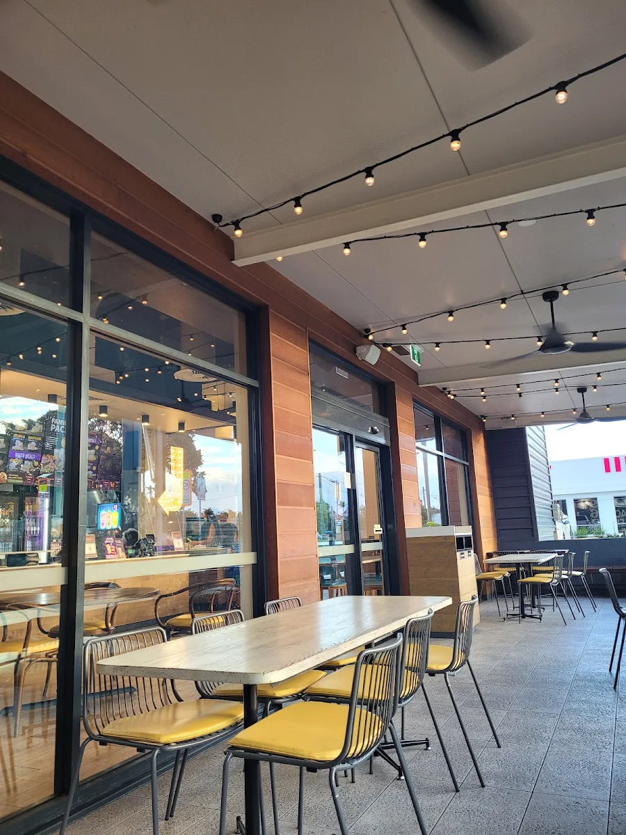 Vibe, Taco Bell Annerley