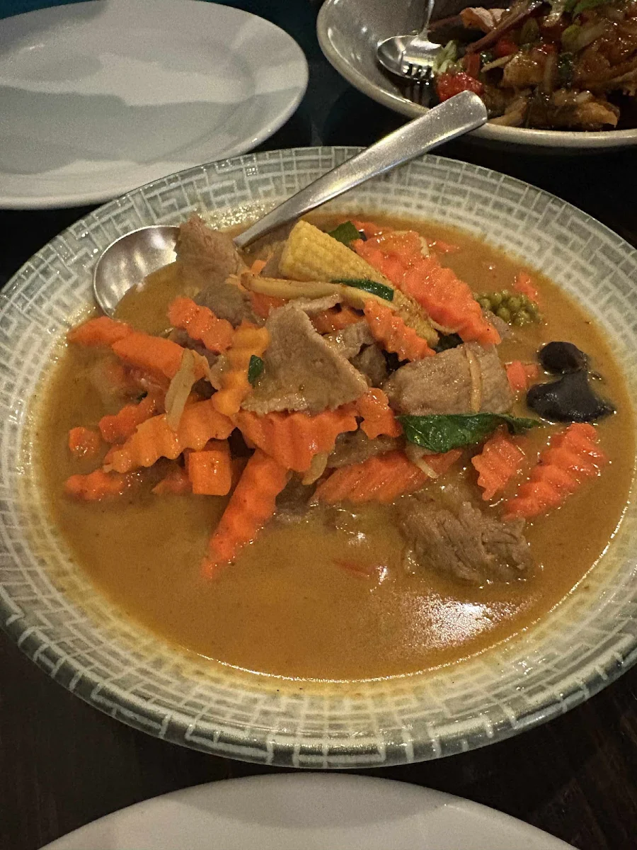 Food & drink, Aksorn Thai Restaurant
