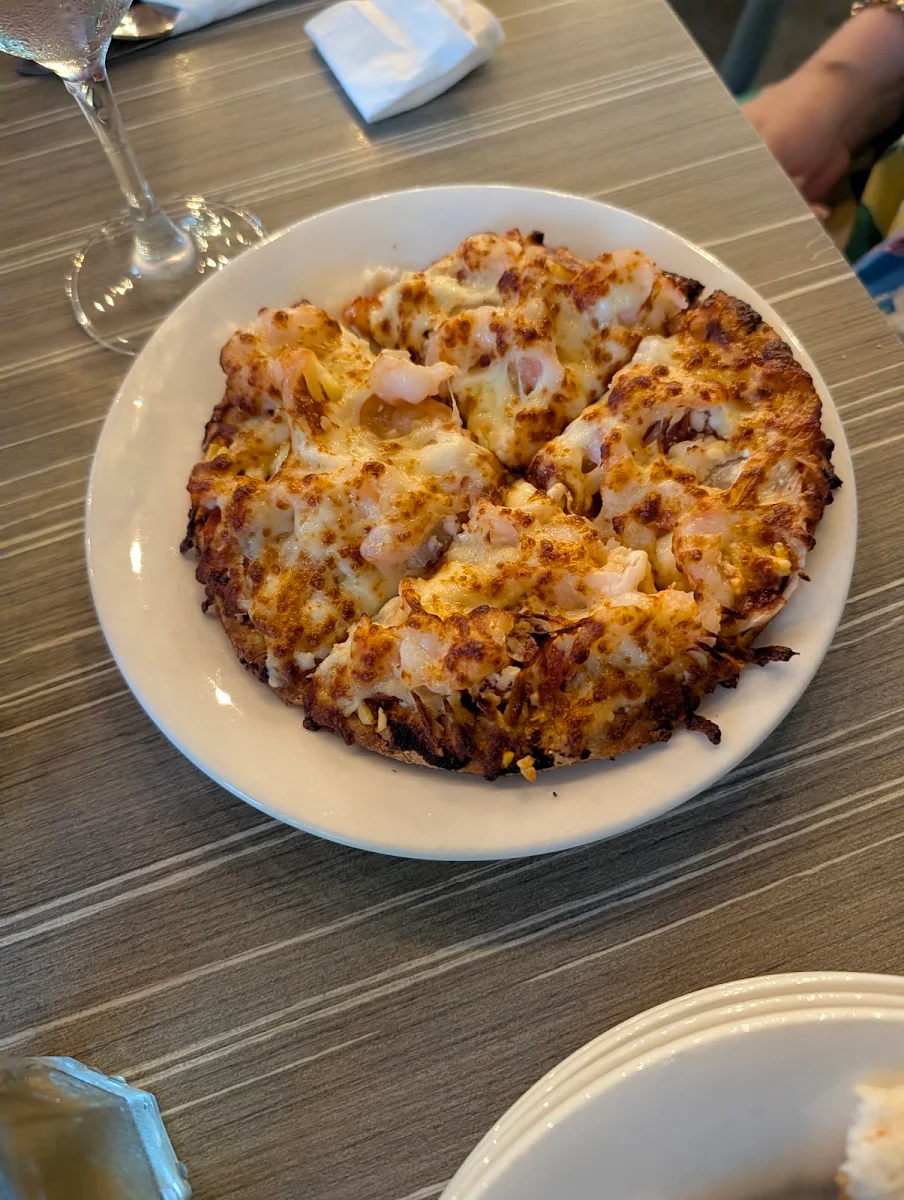 Food & drink, Earth 'n' Sea Pizza