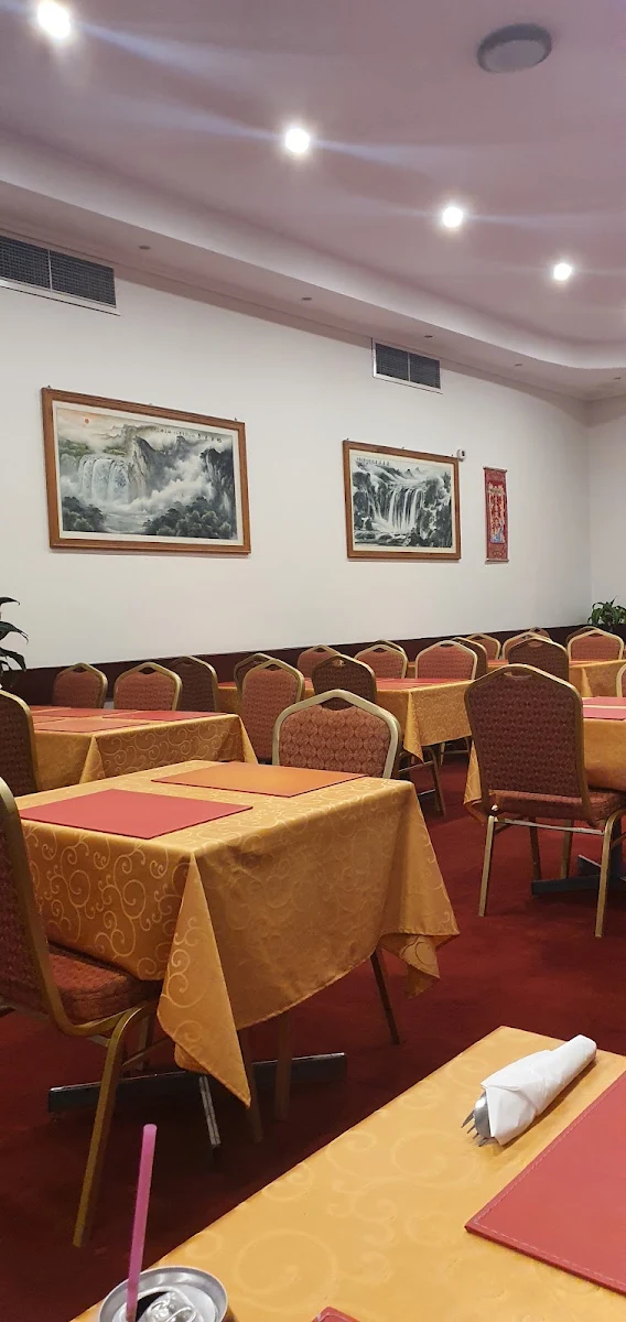 Vibe, Nowra Palace Malaysian & Chinese Restaurant