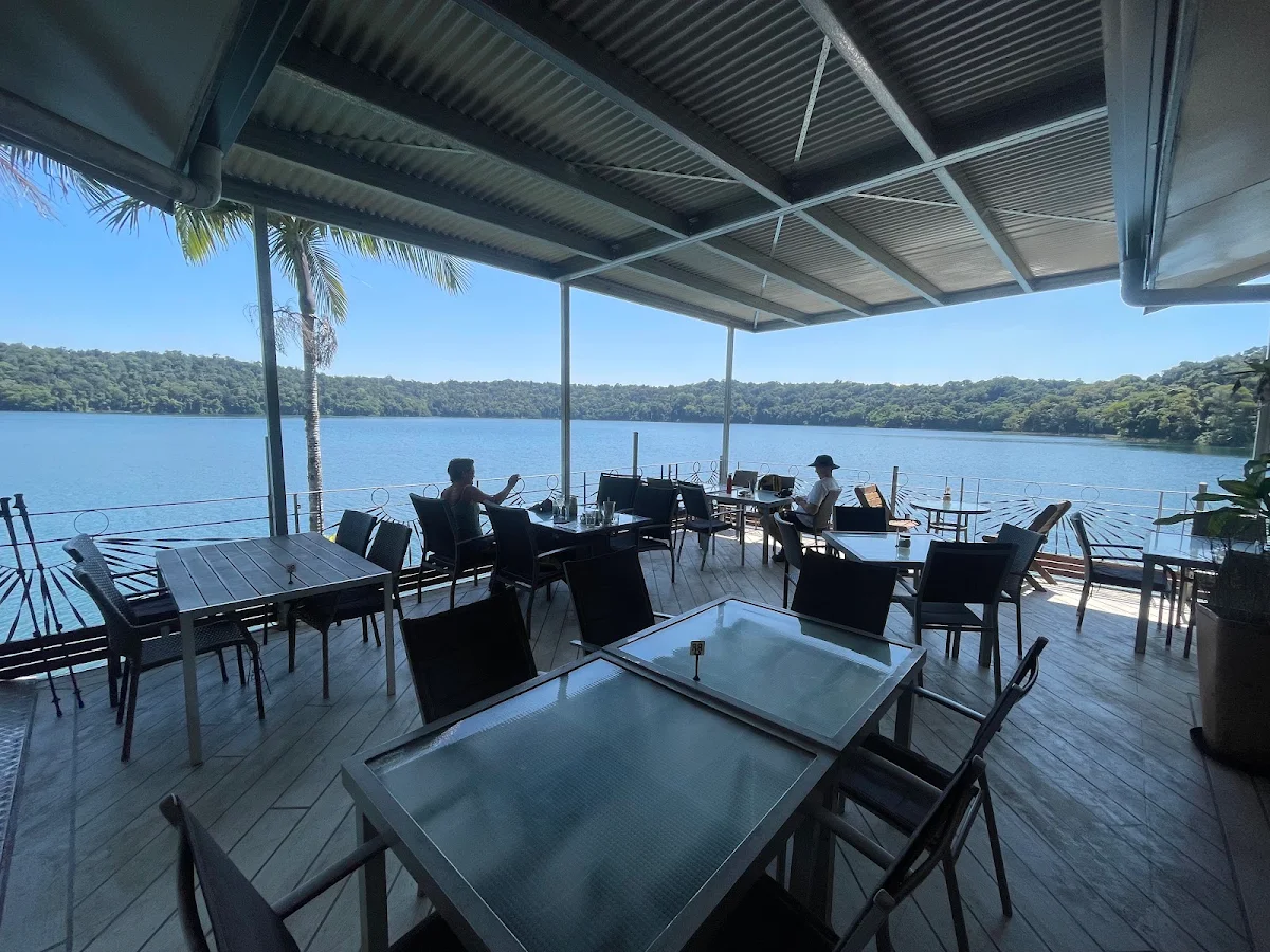 Vibe, Lake Barrine Teahouse