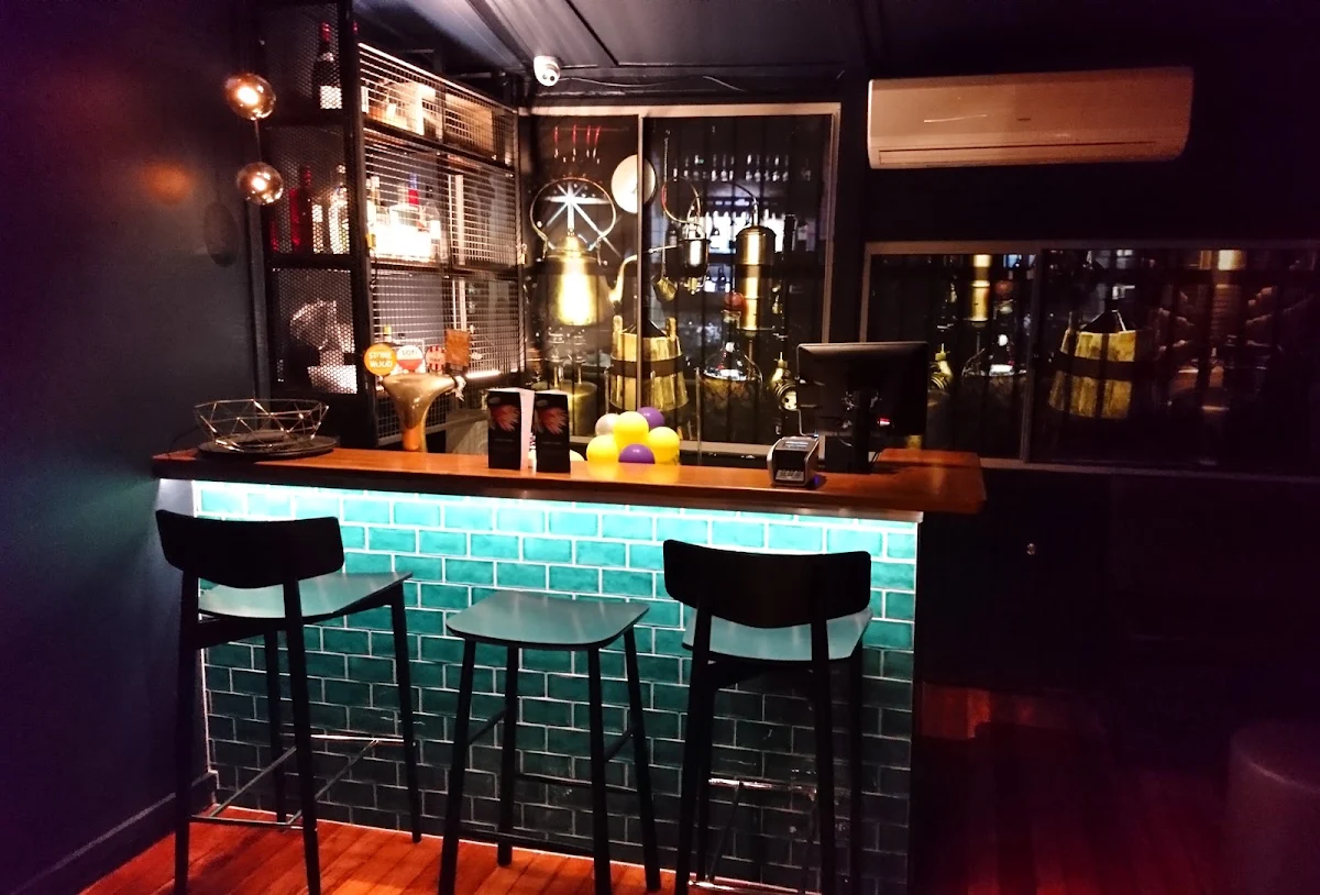 Vibe, Covent Garden - Gin Bar & Restaurant