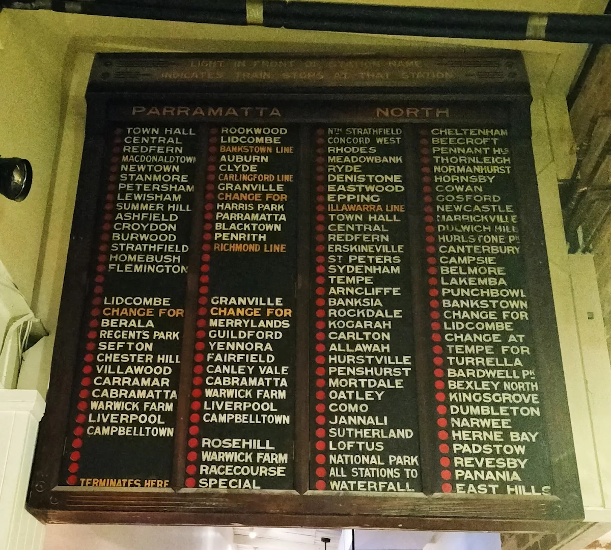 Menu, Lucky Australian Hotel