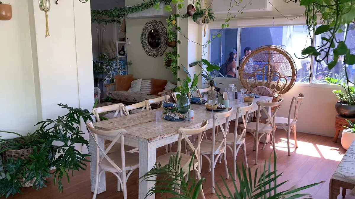 Vibe, Oasis on Straddie - Cocktail bar, Traditional Mexican and Wood-fired Pizza