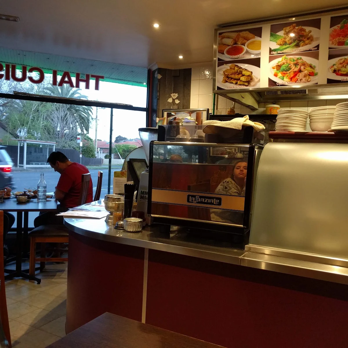 Vibe, Chef's Thai Mitcham