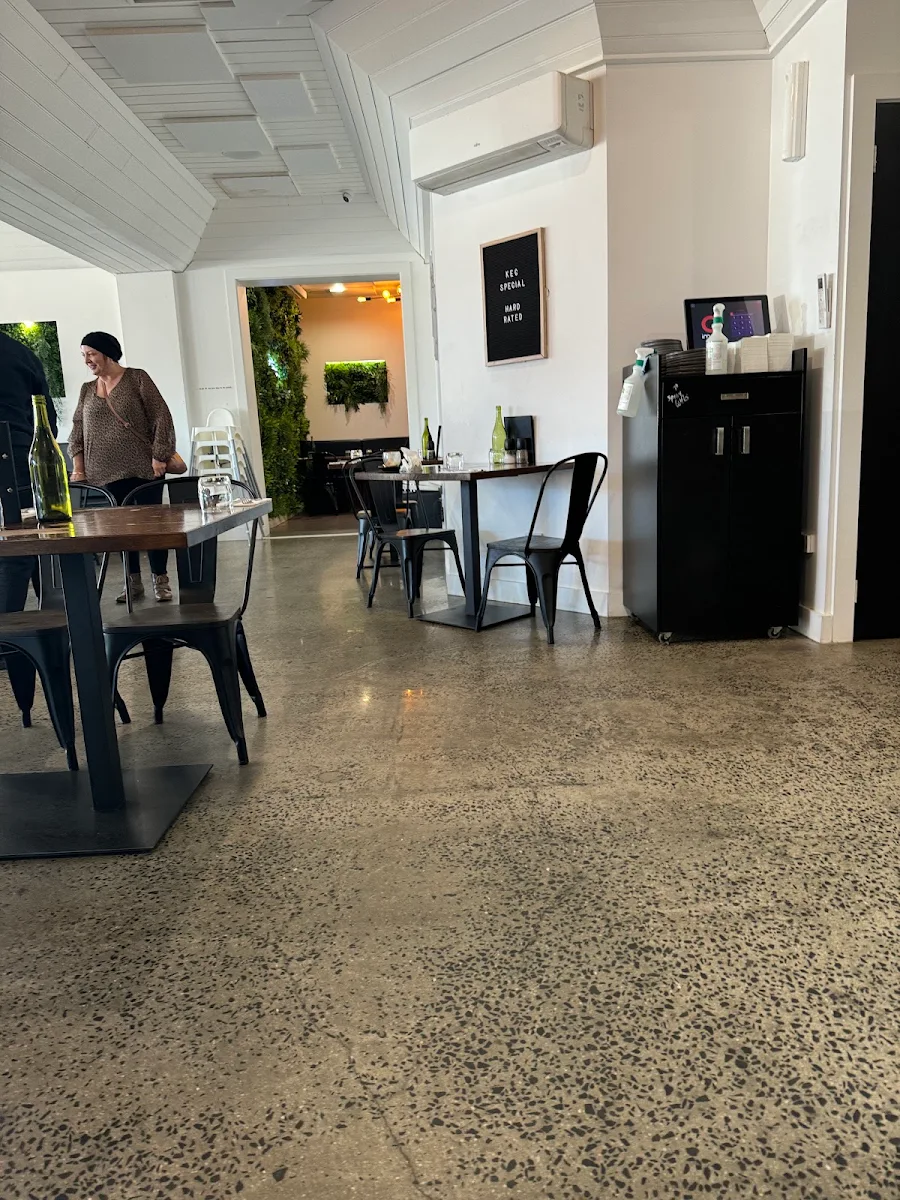 Vibe, Twenty20 Tapas
