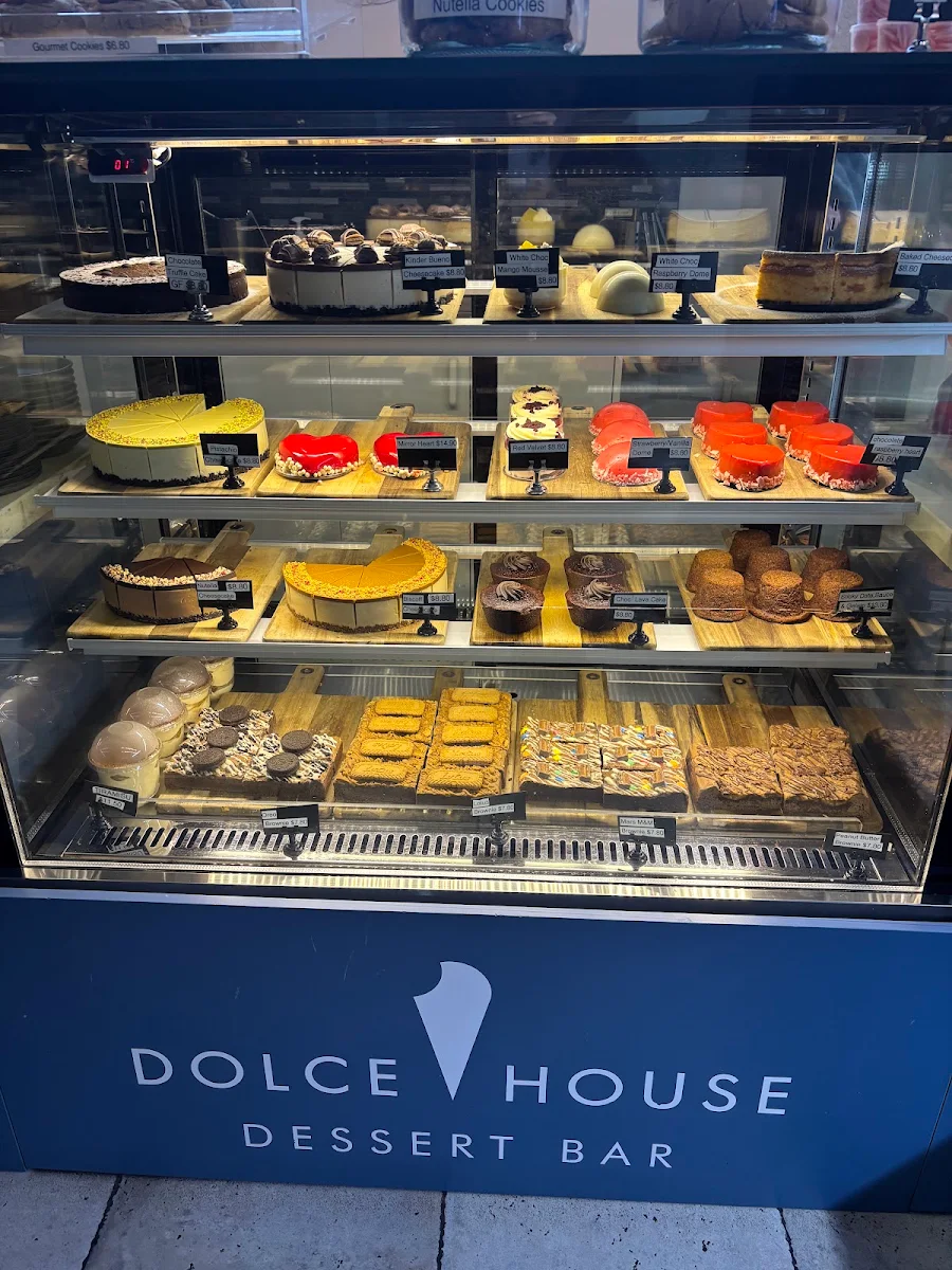 Vibe, Dolce House Gelato
