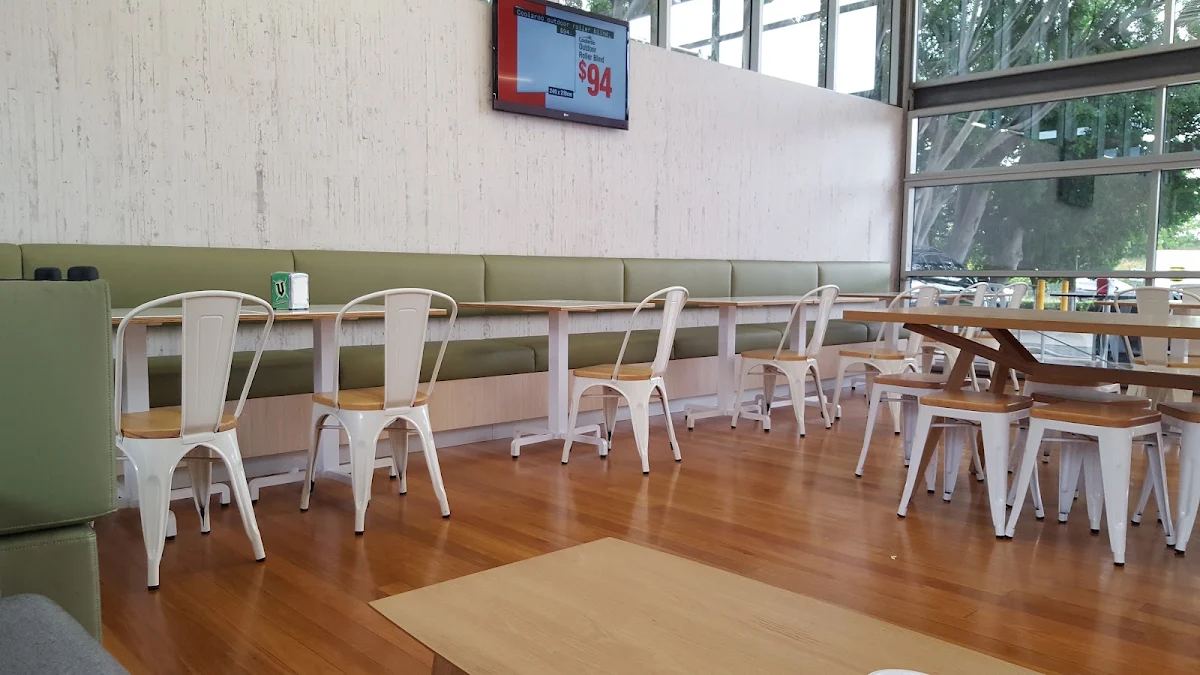 Vibe, Chestnut Cafe & Catering