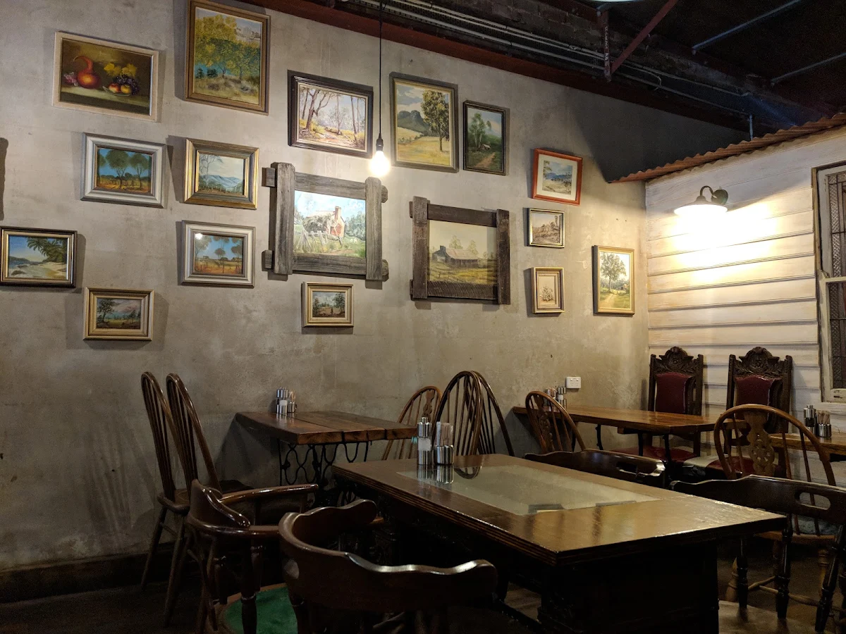 Vibe, Cafe Once Upon a Time