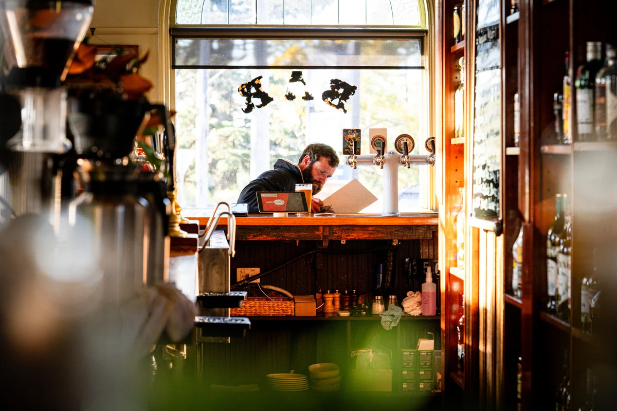 Vibe, The Farmers Arms Daylesford