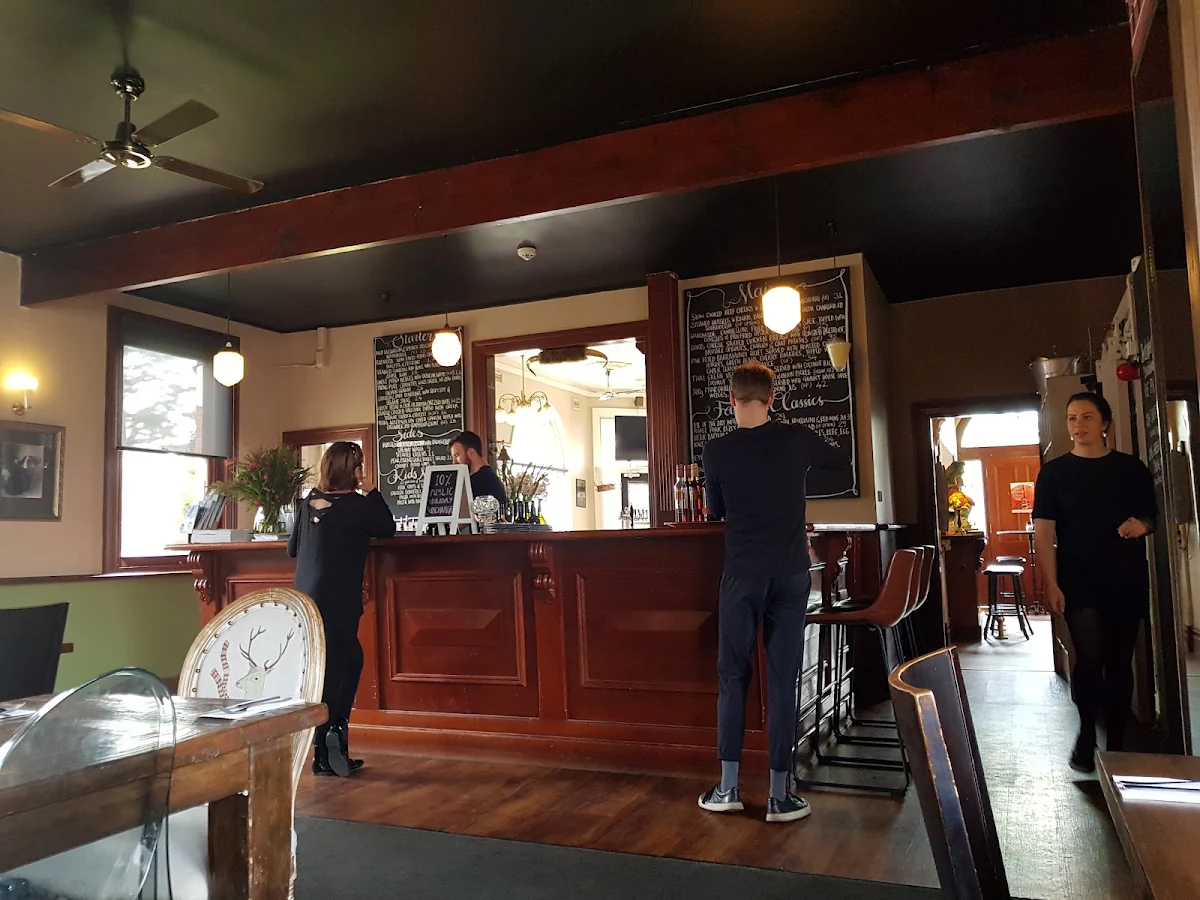 Vibe, The Farmers Arms Daylesford