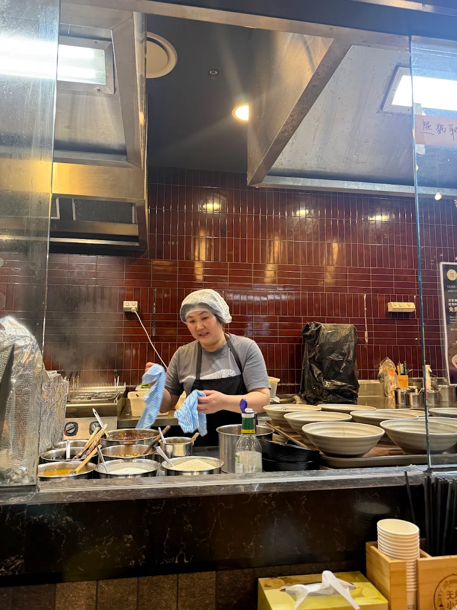 Vibe, Dainty Sichuan Noodles QV