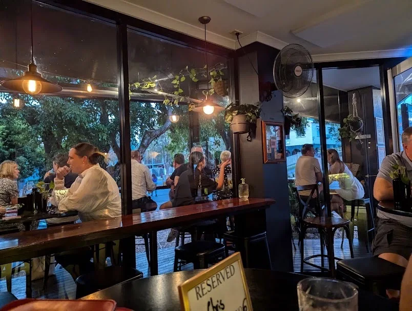 Vibe, Oxford Tap House