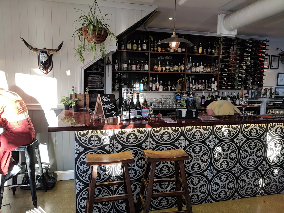 Vibe, Oxford Tap House