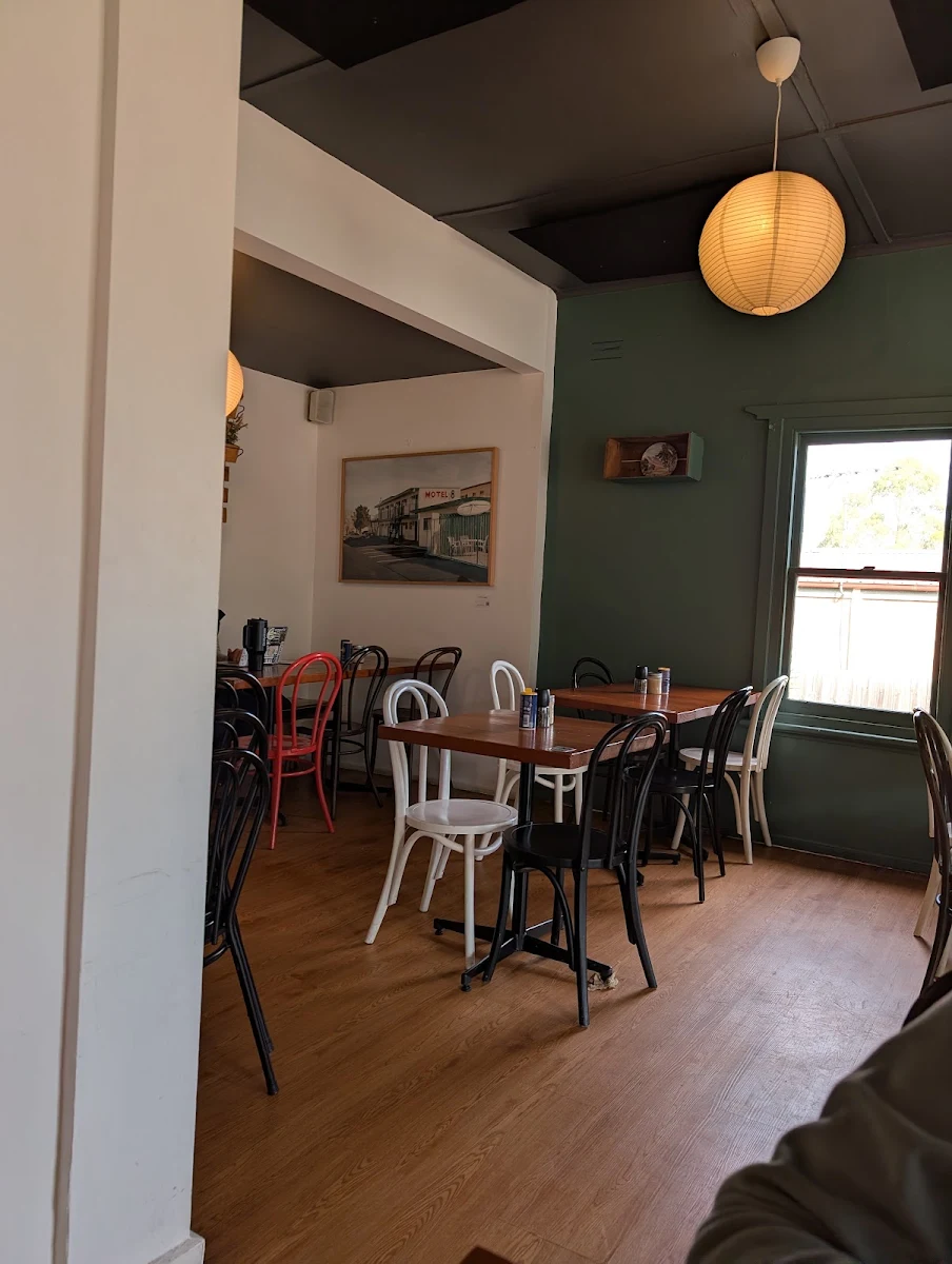 Vibe, Cafe Zen Den