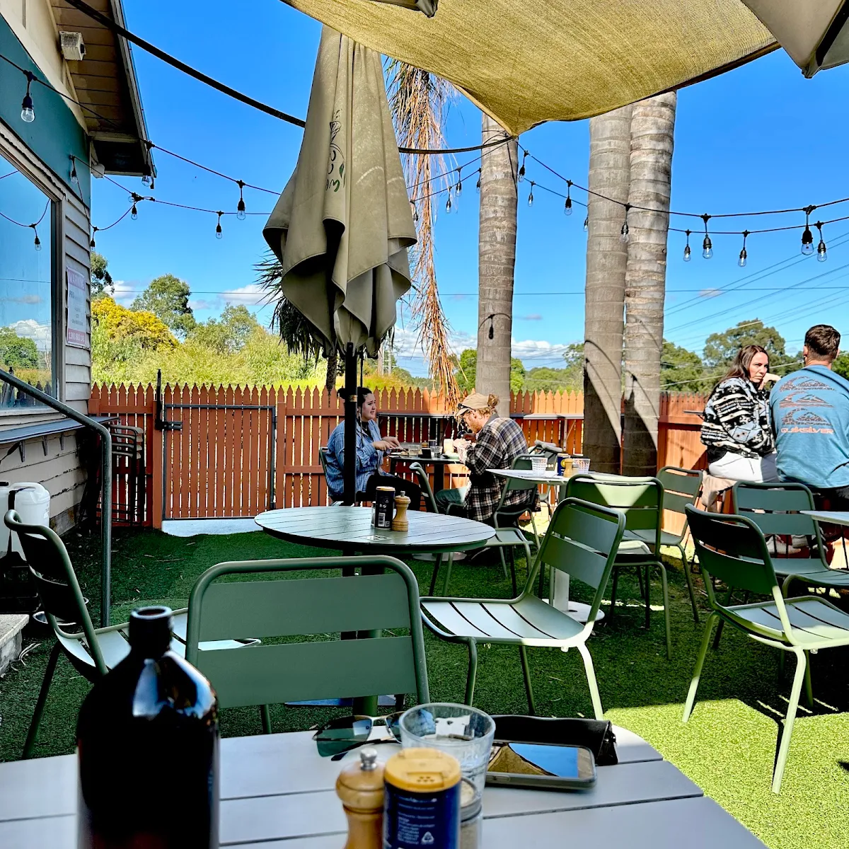 Vibe, Cafe Zen Den