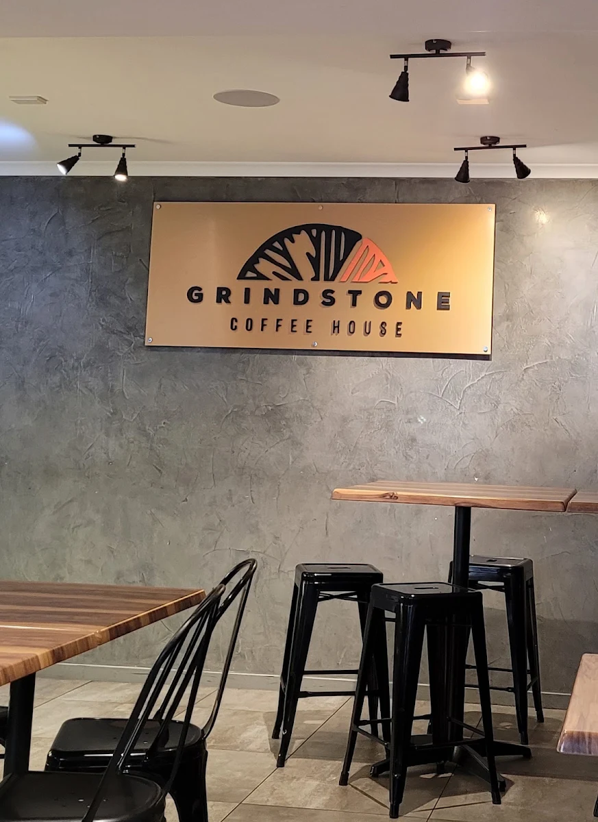 Vibe, Grindstone Coffee House