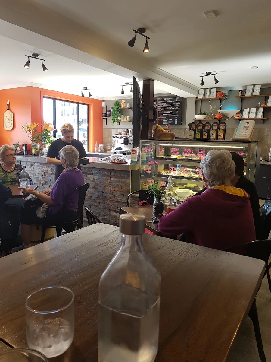 Vibe, Grindstone Coffee House