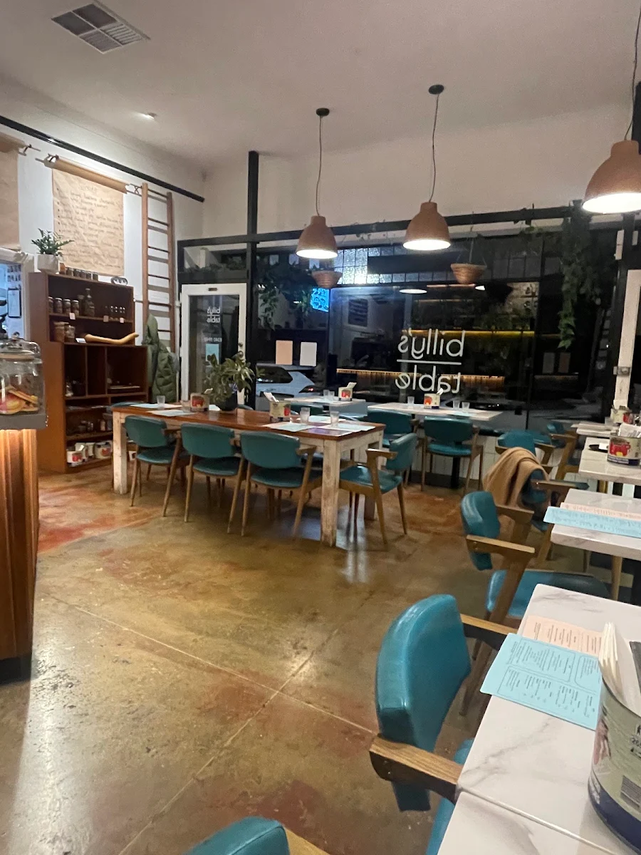 Vibe, Billy's Pizza & Pasta Bar