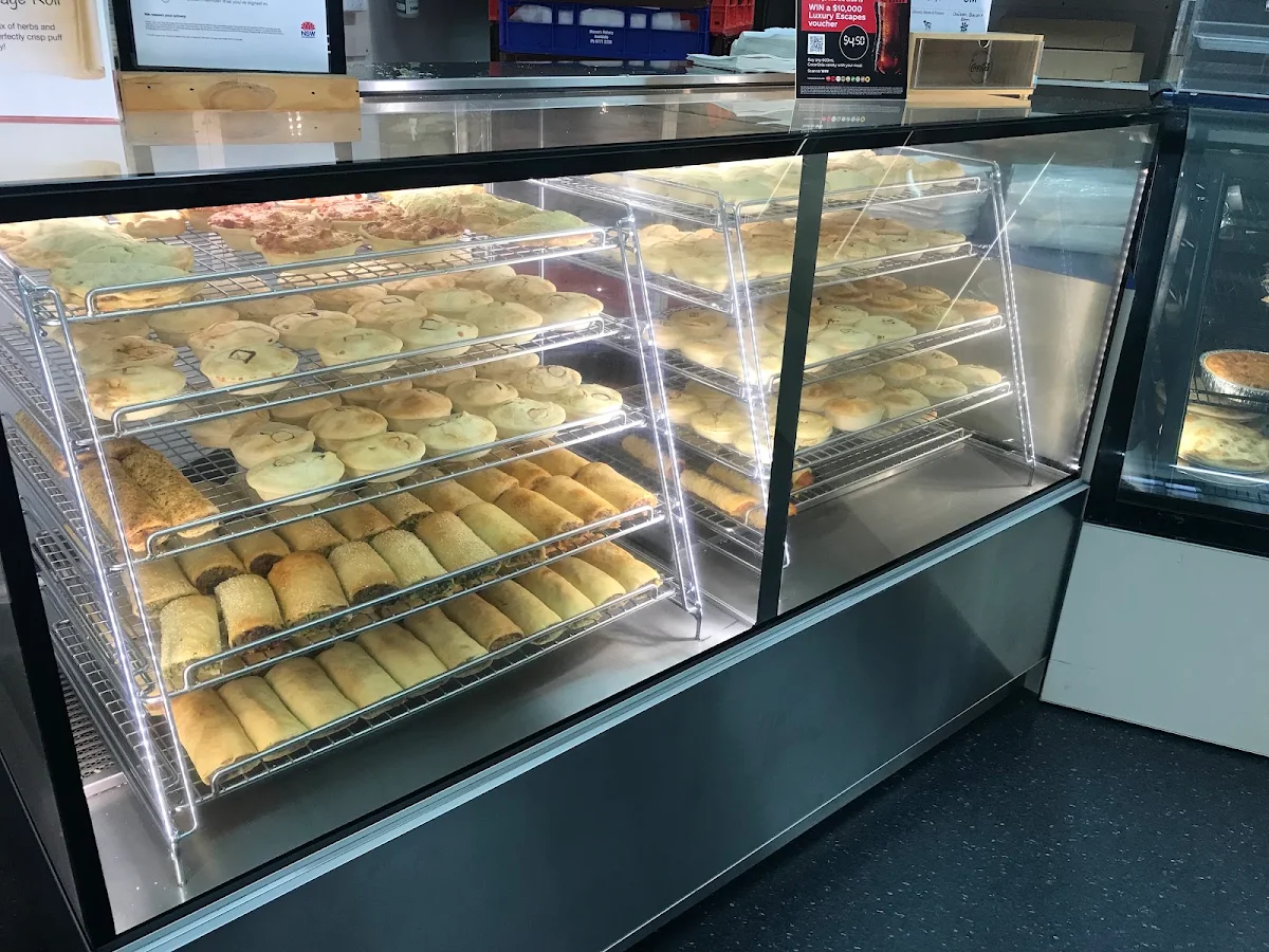 Vibe, Moxon's Bakery