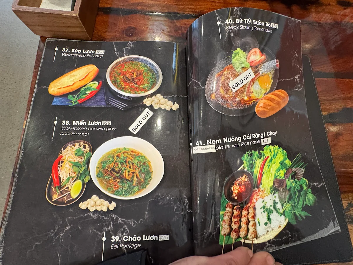 Menu, Phở Queen
