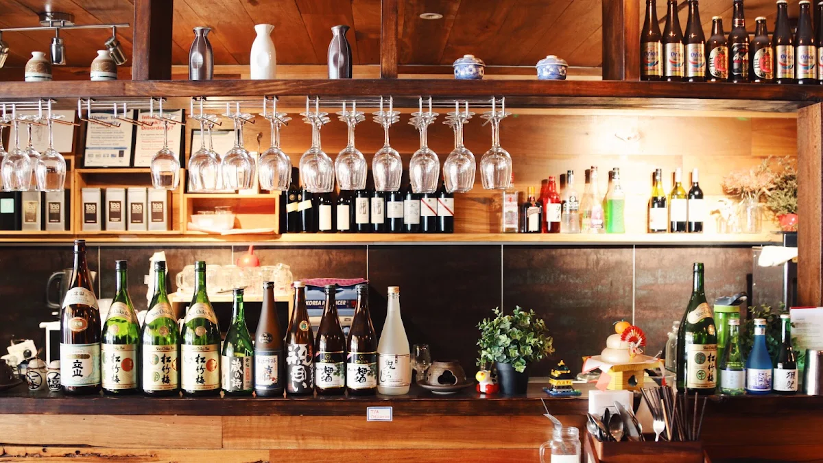 Vibe, Ichika-Sushi & Asian Cuisine