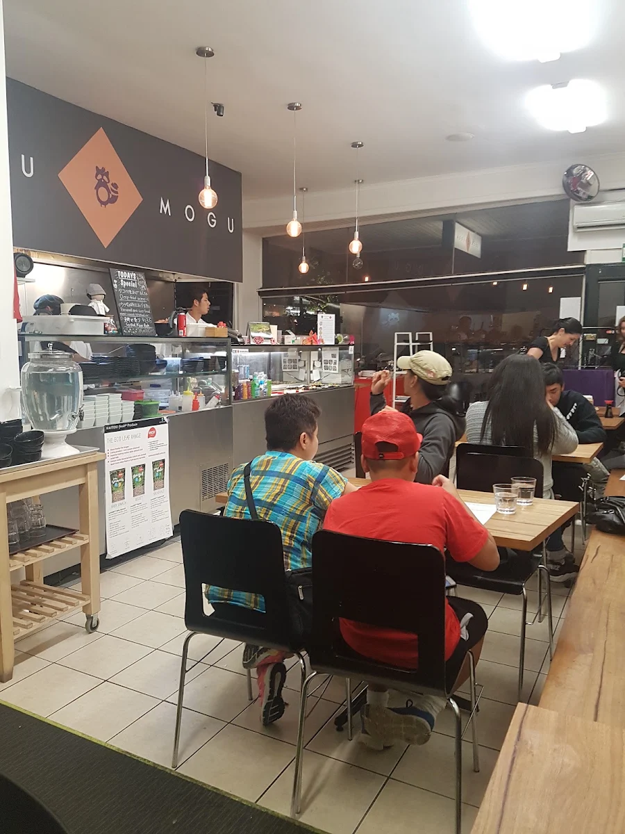 Vibe, Mogu Mogu Japanese Cuisine