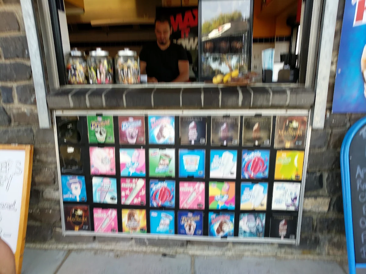 Vibe, Tour De Cafe