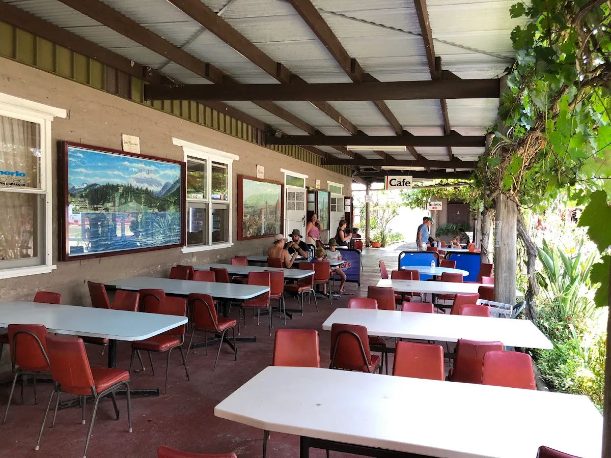 Vibe, New Italy Cafe
