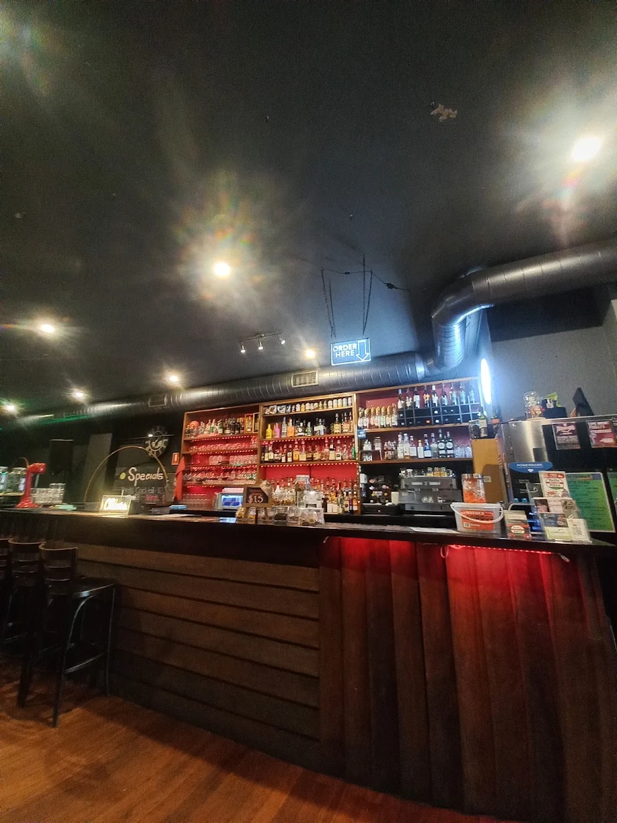 Vibe, Bottlerocket Bar & Cafe
