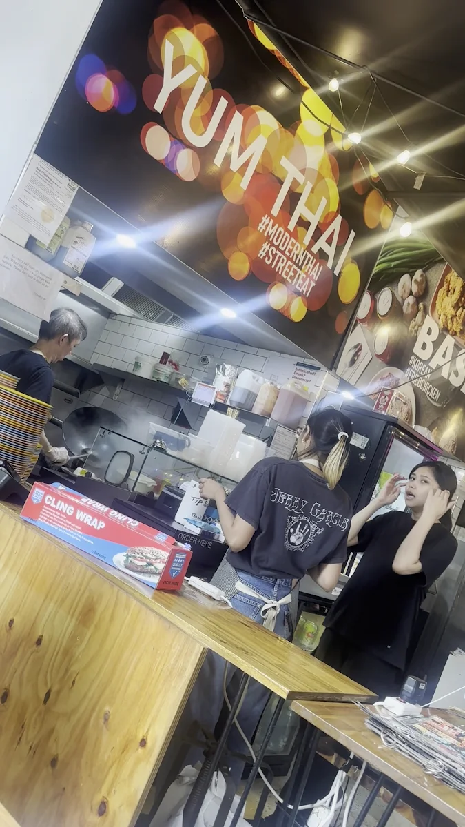 Vibe, Food Hall