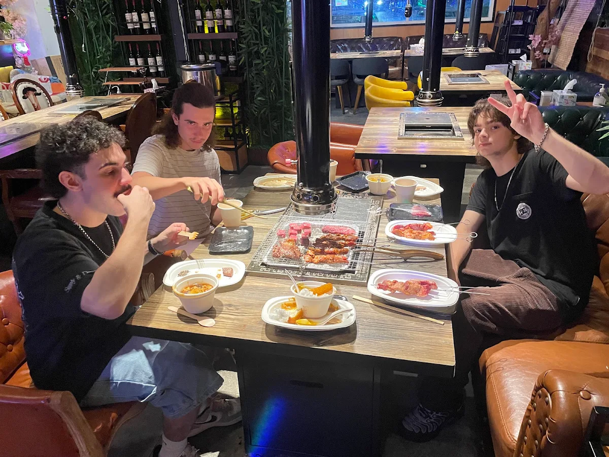 Vibe, Fanhuali BBQ All You Can Eat Buffet 繁花里自助烤吧
