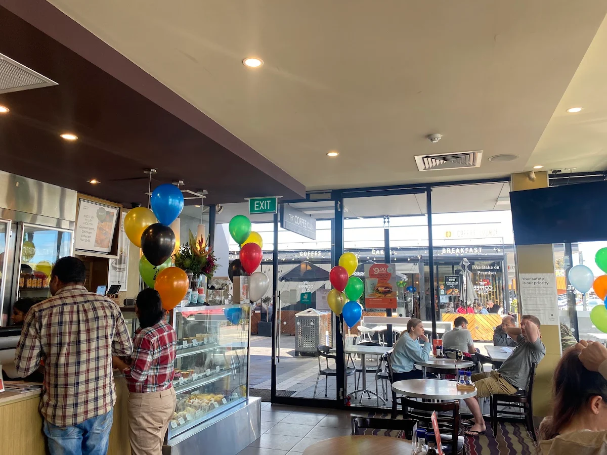 Vibe, The Coffee Club Café