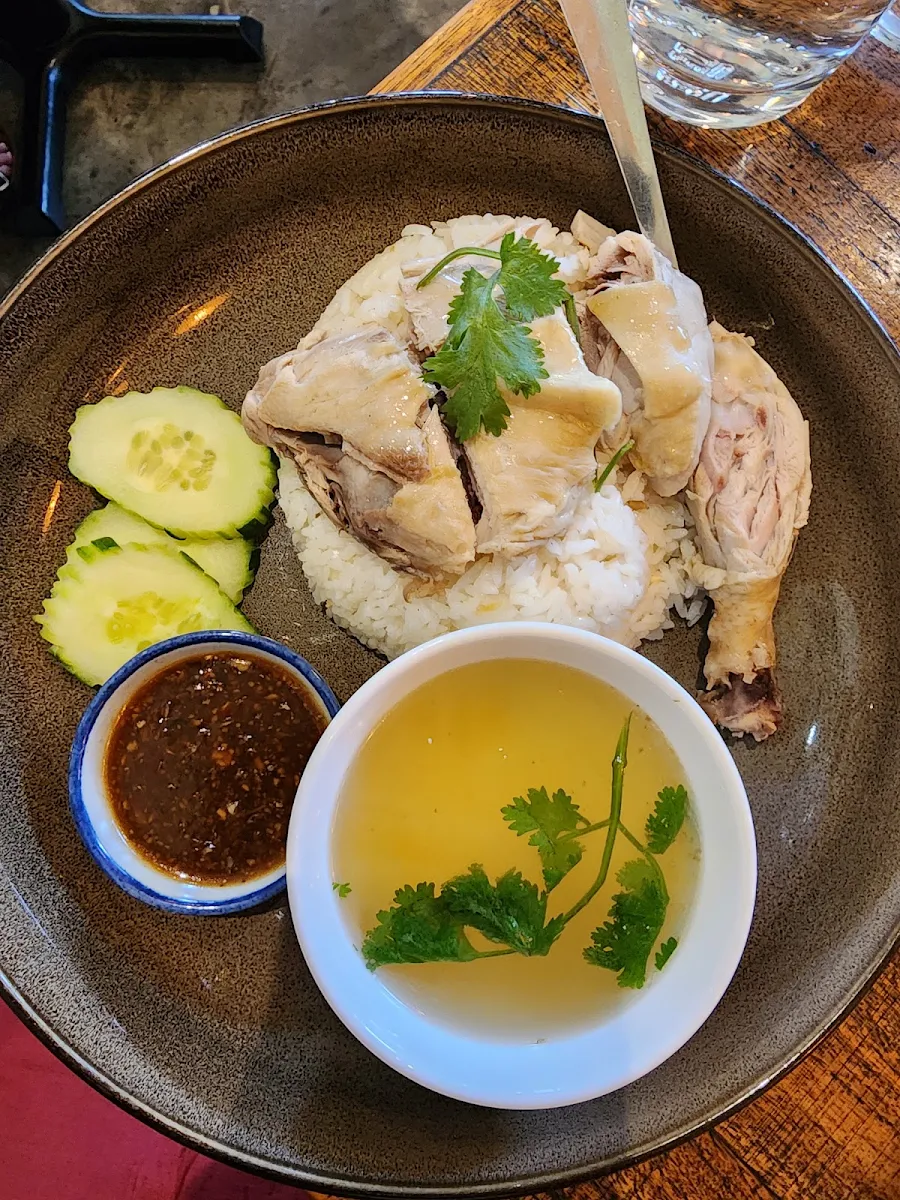 Food & drink, Maysa Thai Wolli Creek