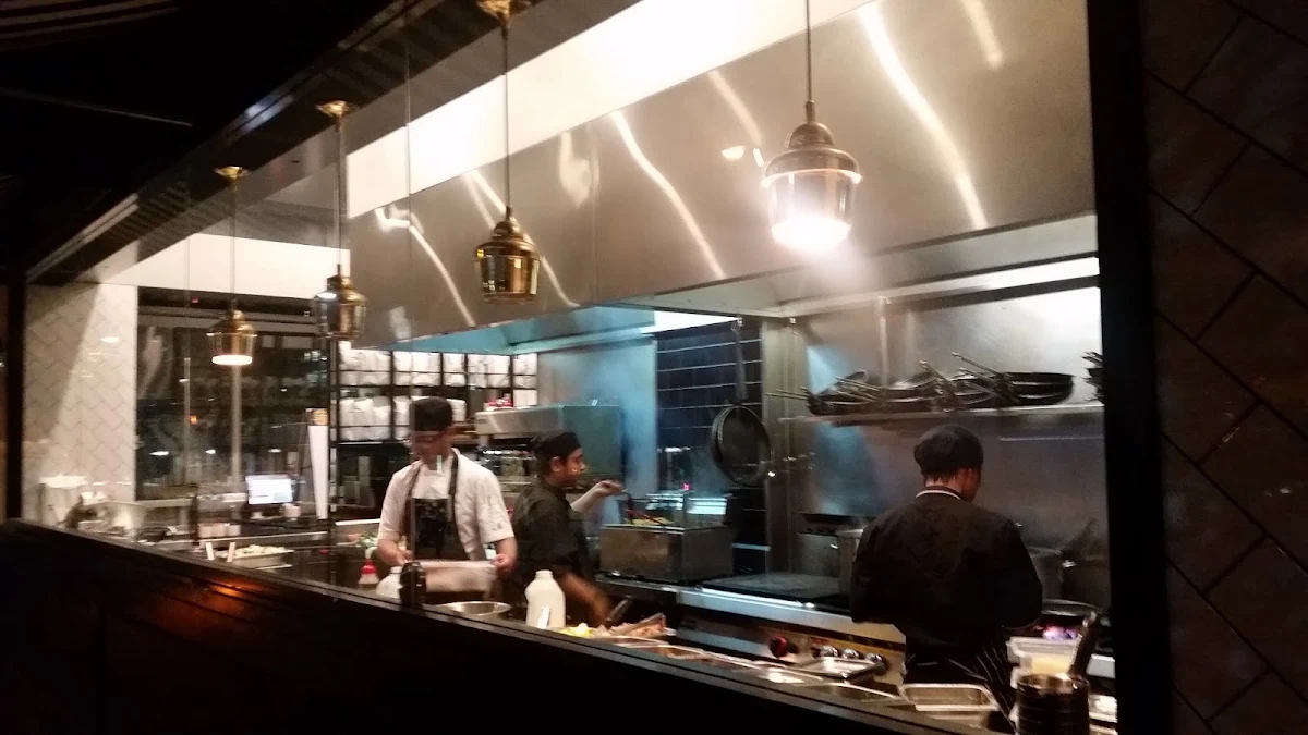Vibe, Panzerotti Bistro