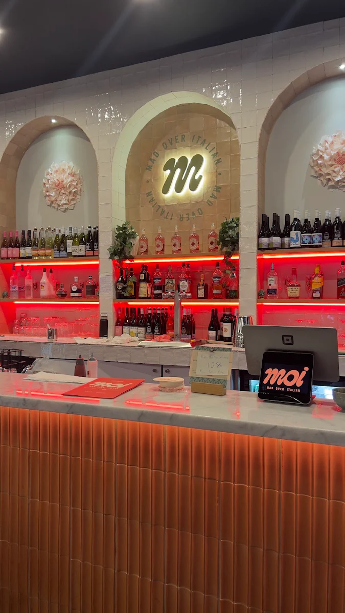 Vibe, Mad over Italian - MOI Hope Island