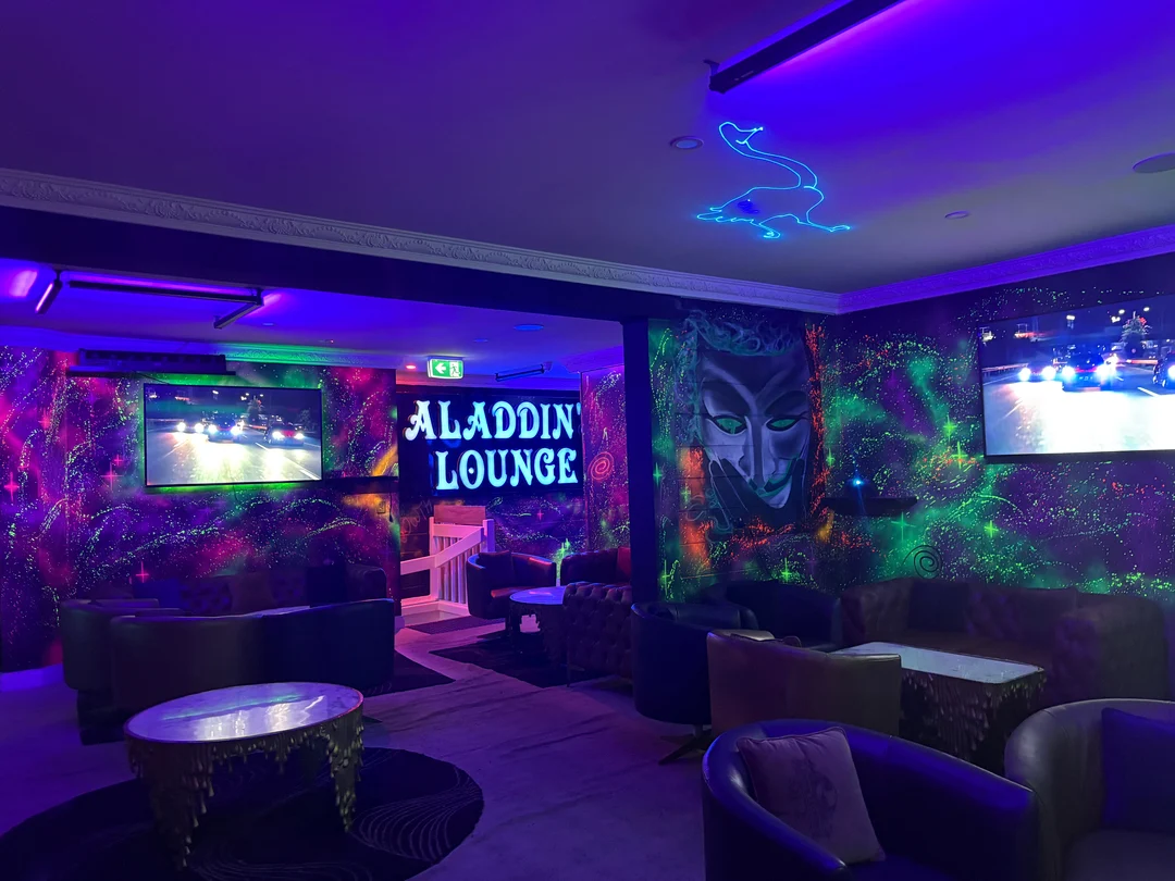 Vibe, Aladdin's Kebabs & Pizza Burwood