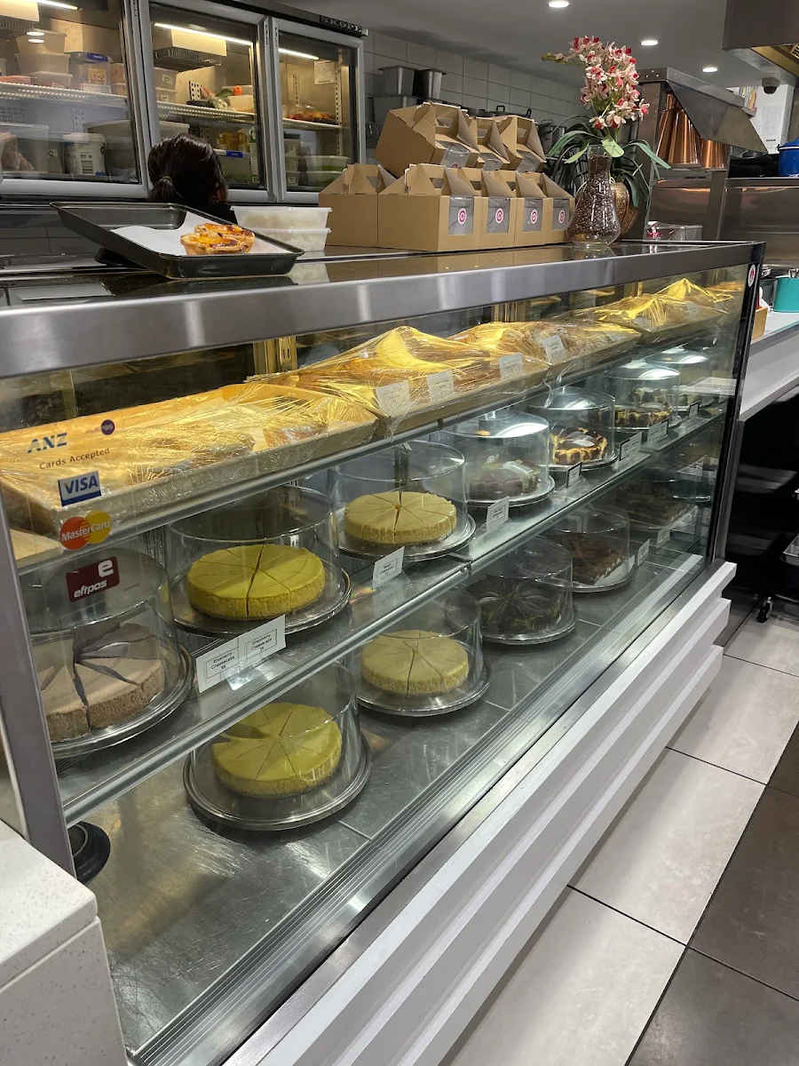 Vibe, Miss Cheesecake By Sopa