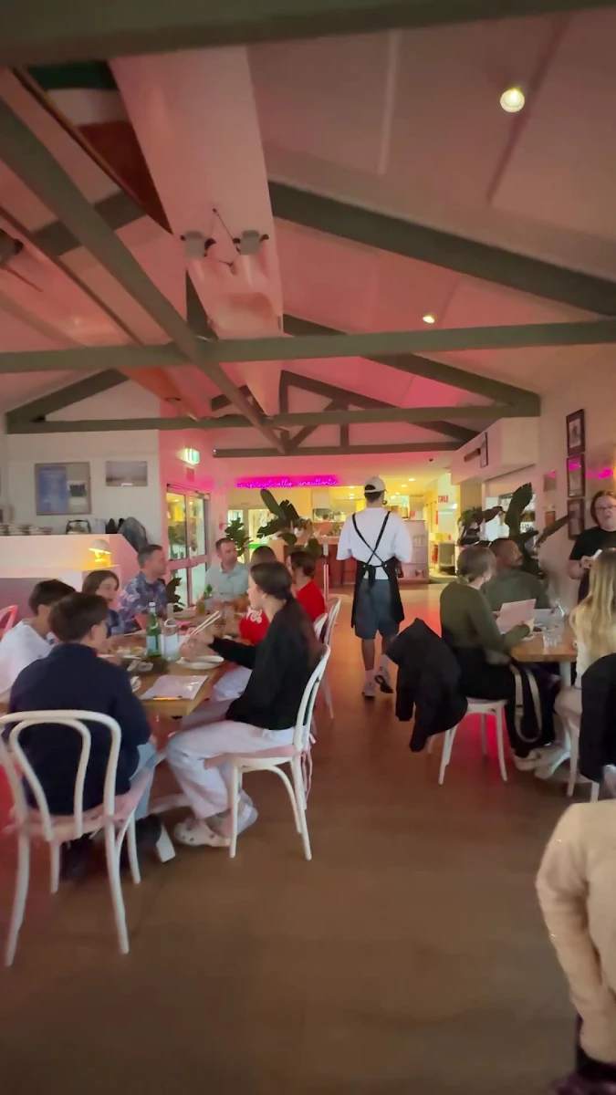 Vibe, Lovehouse Anglesea