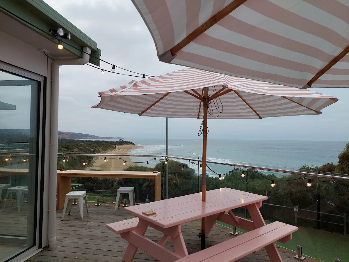 Vibe, Lovehouse Anglesea