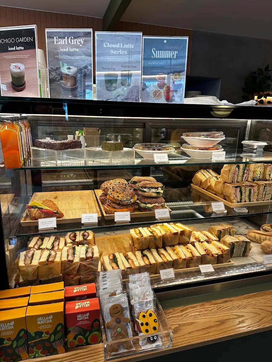 Vibe, Cru+ Coffee Roastery