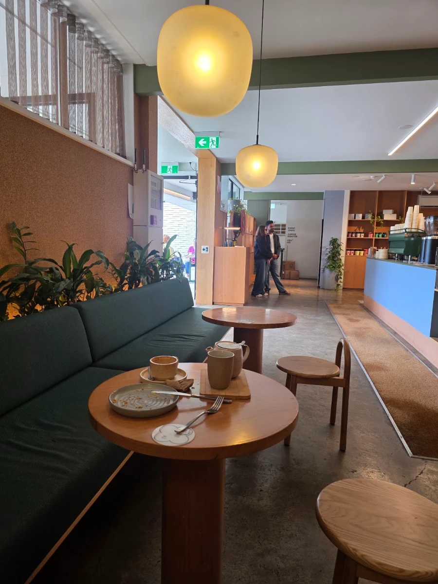 Vibe, Cru+ Coffee Roastery