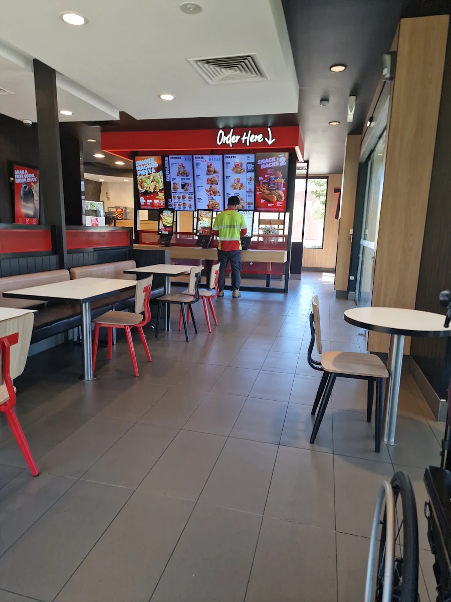 Vibe, KFC Welland Plaza