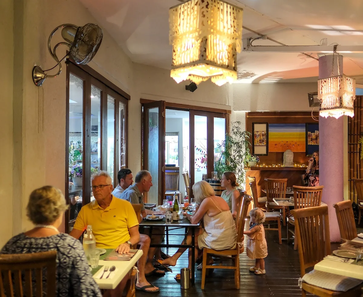 Vibe, Copper Spoon Thai Restaurant & Bar