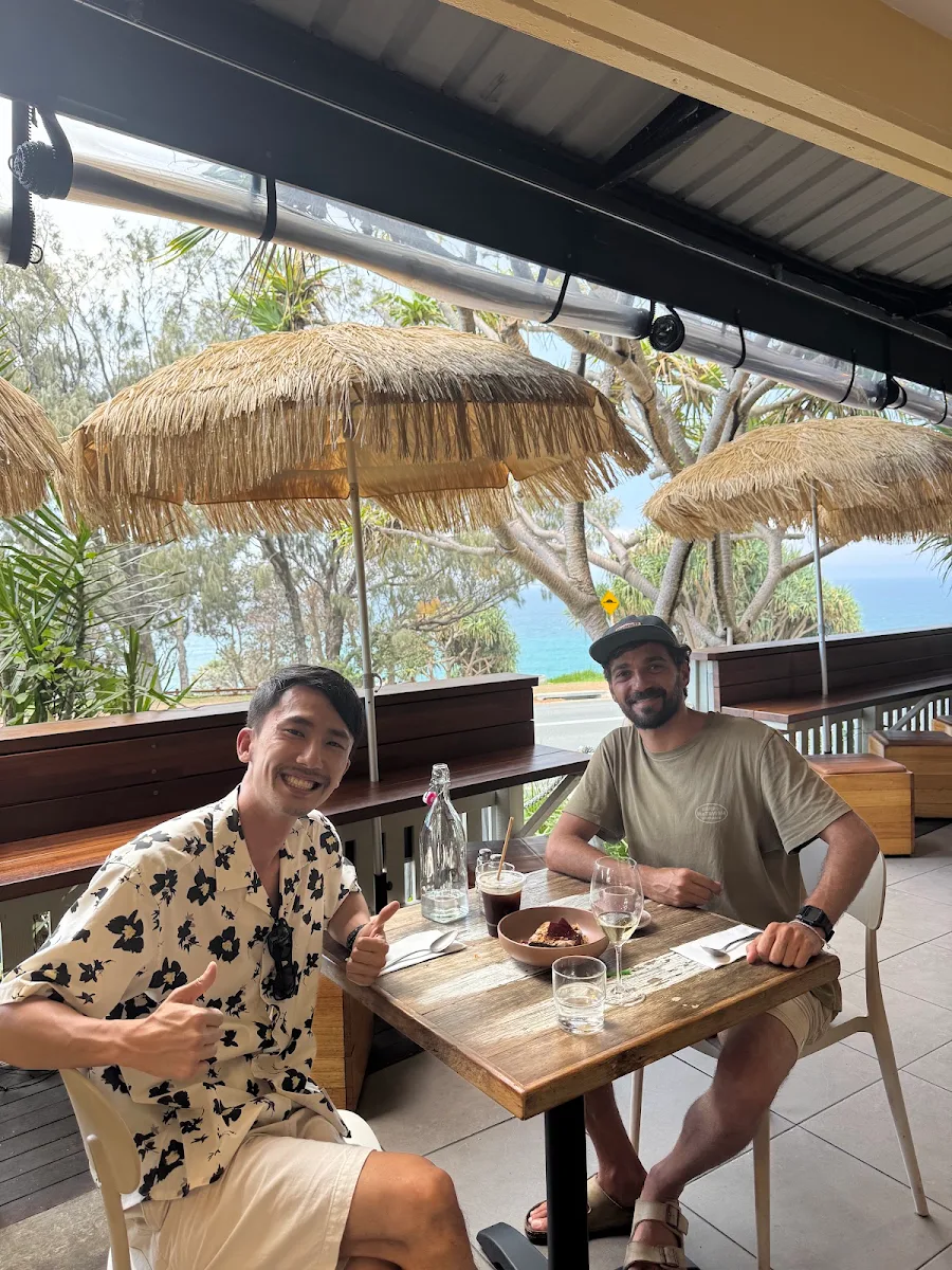 Vibe, Six Beaches Fish Grill and Bar