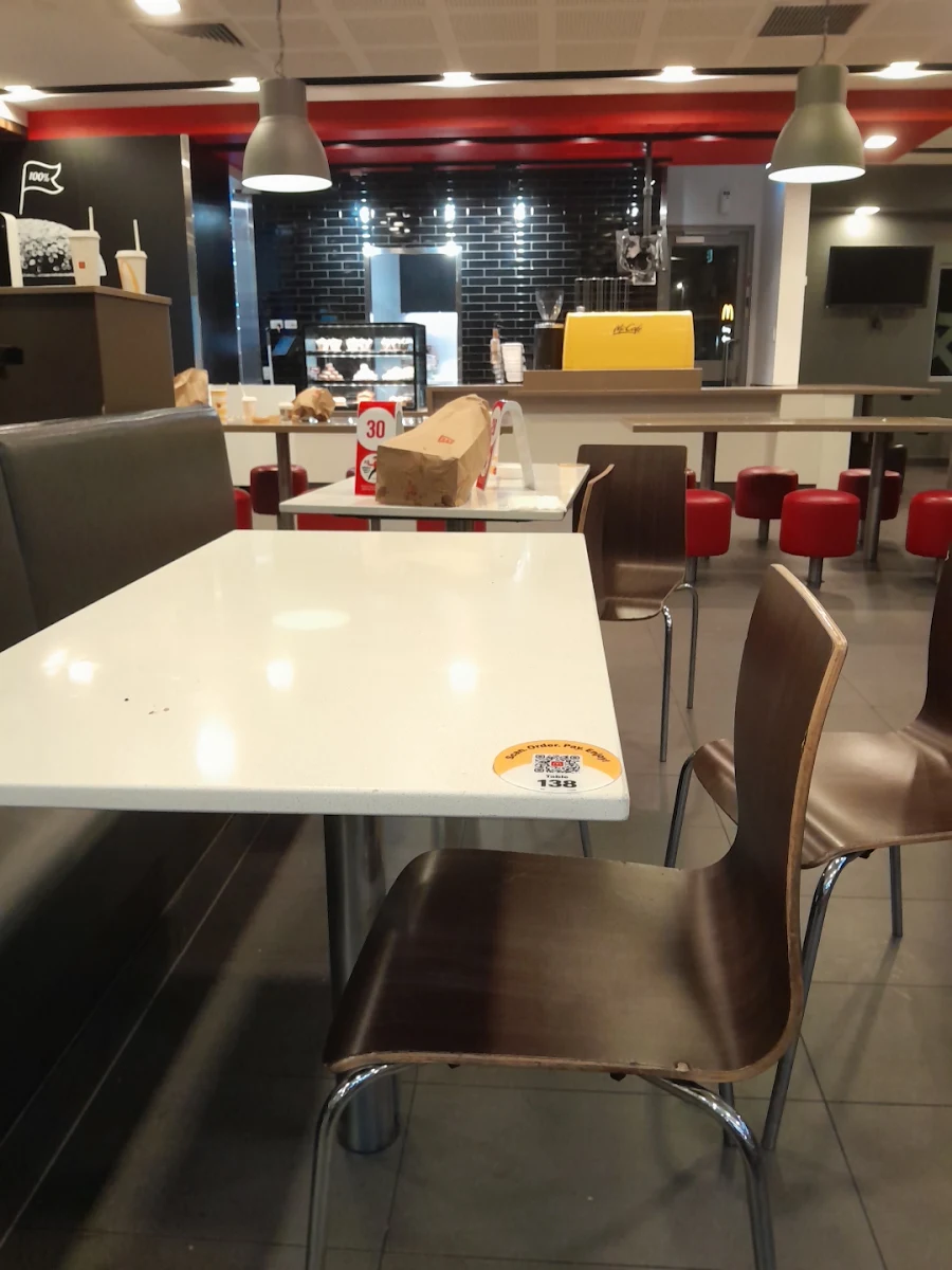 Vibe, McDonald's Tea Tree Plaza II