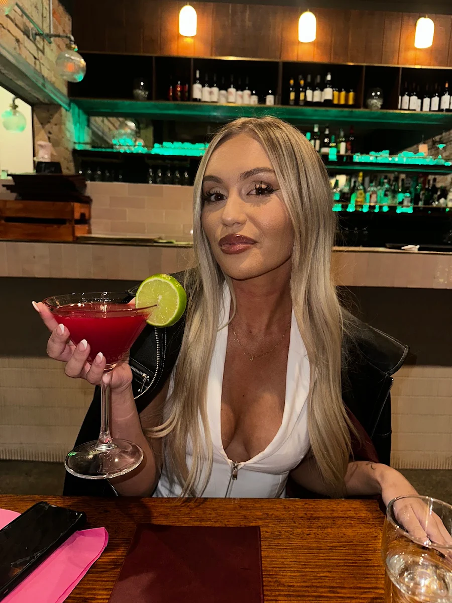 Vibe, Hungry Wolf's Italian restaurant